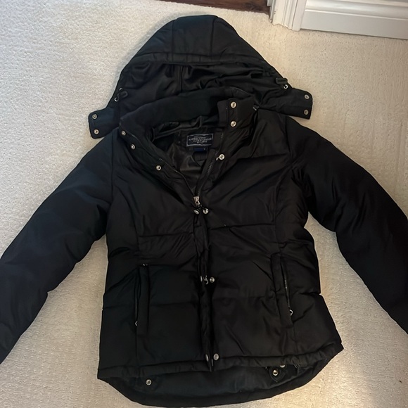 American Eagle puffer jacket - Picture 2 of 6